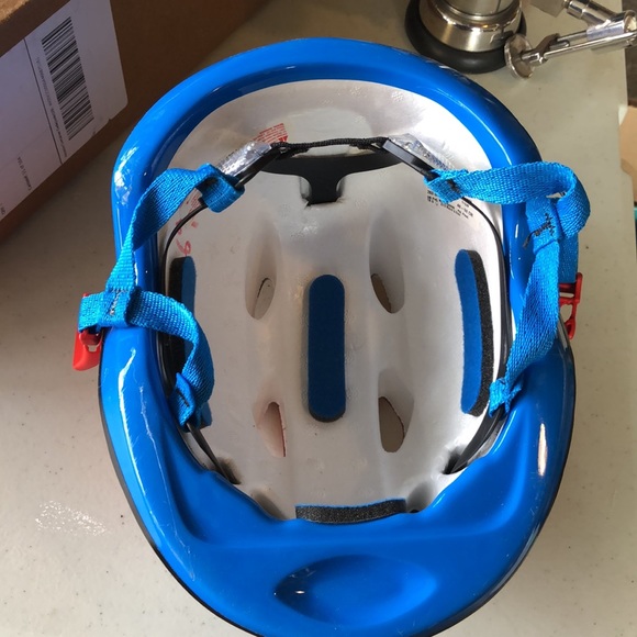 Spider-Man helmet - Picture 2 of 3